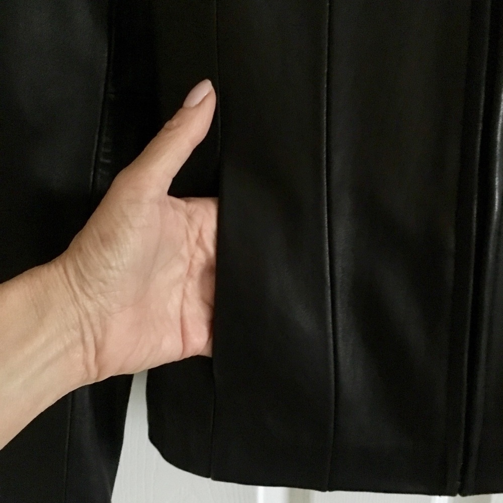 Leather jacket - Picture 5 of 7